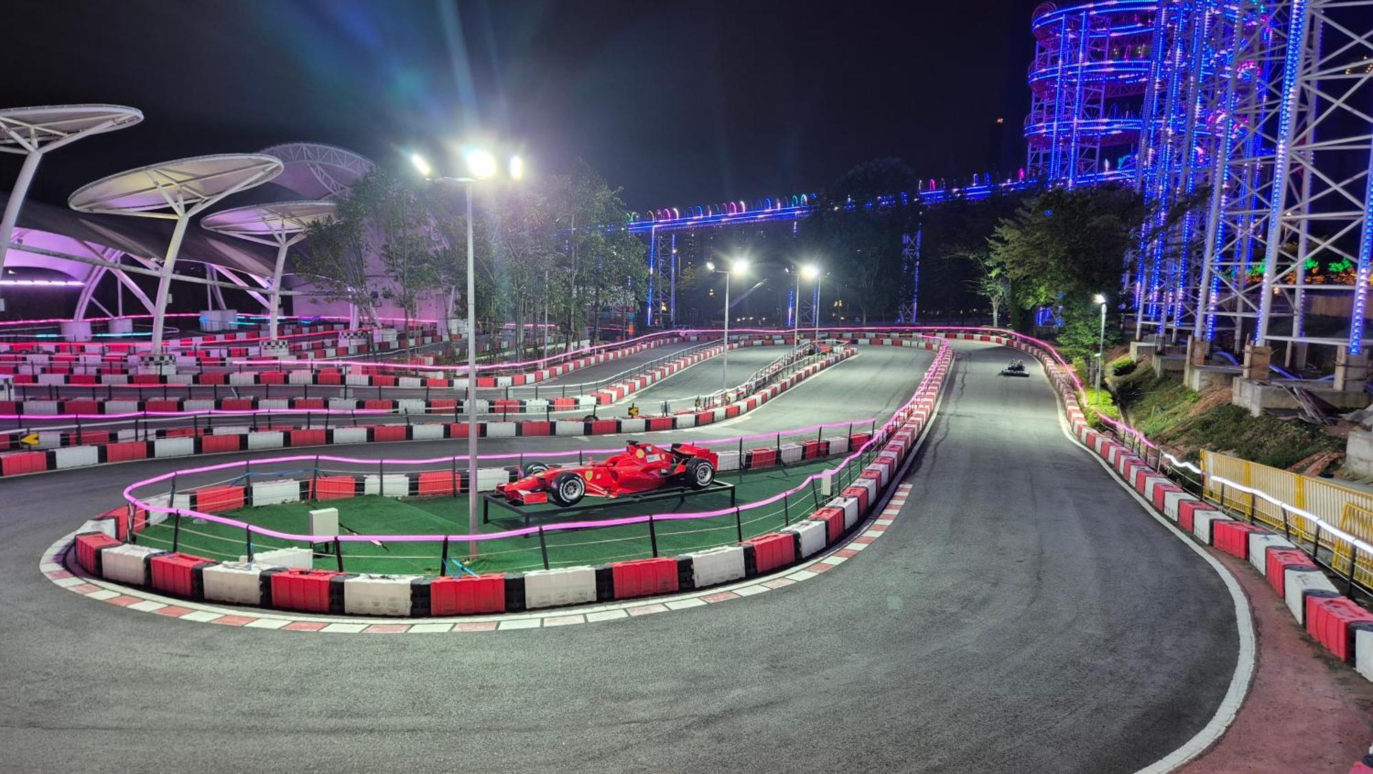 9Pax 2R2B Family Suite, I-City, I-Suite, Hyde, Beside Theme Park, Wifi 50-55" Smart Tv شاه علام المظهر الخارجي الصورة